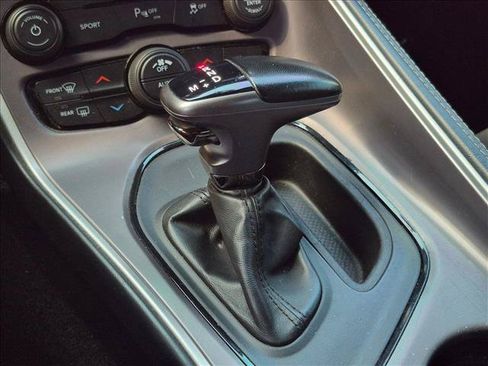 Used 2022 Dodge Challenger R/T RWD image 12