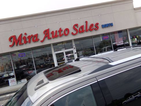 Used 2019 Chevrolet Suburban Premier w/ Premier Plus Edition AWD/4WD image 9