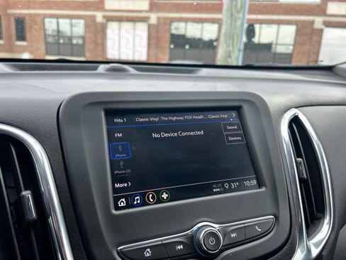 Used 2024 Chevrolet Equinox LT image 16