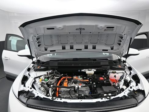 Used 2025 Chevrolet Equinox EV LT FWD image 36