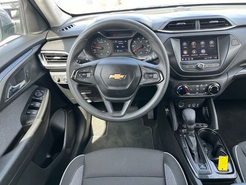 Used 2023 Chevrolet TrailBlazer LT image 17