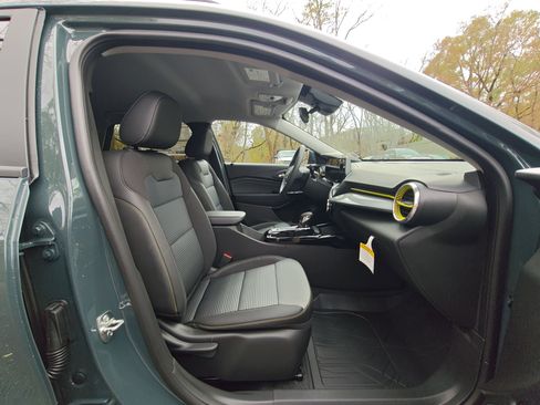 New 2026 Chevrolet Trax LT image 24