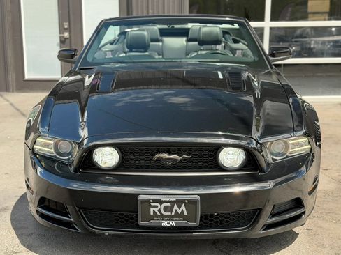 Used 2014 Ford Mustang GT w/ Electronics Package RWD image 7