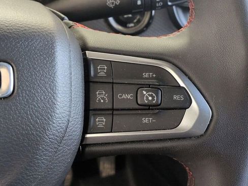 Used 2025 Jeep Compass Trailhawk w/ Trailer Tow Group AWD/4WD image 20