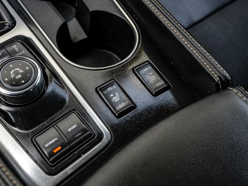 Used 2017 Nissan Maxima 3.5 SL image 34