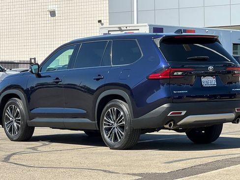 Certified 2025 Toyota Grand Highlander AWD Hybrid image 7