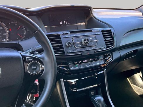 Used 2016 Honda Accord Sport image 6