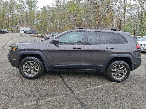 Used 2022 Jeep Cherokee Trailhawk AWD/4WD image 4
