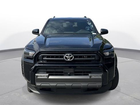 Used 2025 Toyota 4Runner SR5 AWD/4WD image 3