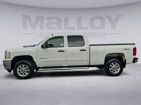 Used 2011 Chevrolet Silverado 3500 LT w/ Interior Plus Package AWD/4WD image 2