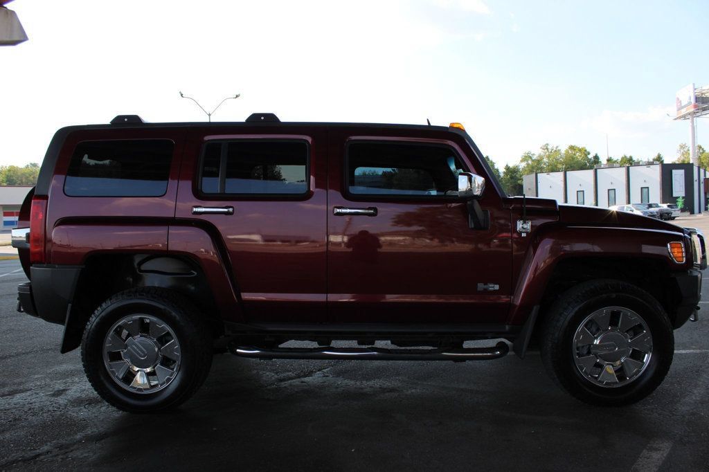 Used 2008 HUMMER H3 Alpha AWD/4WD image 5