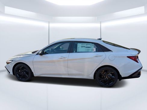 New 2026 Hyundai Elantra SEL Sport image 6