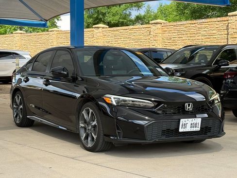 Used 2025 Honda Civic Sport Touring image 4
