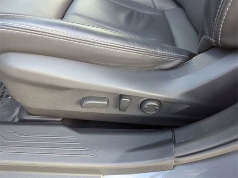 Used 2022 Subaru Outback Limited image 9