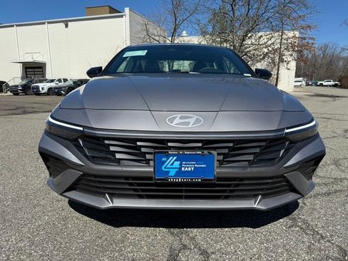 New 2026 Hyundai Elantra Sport image 2