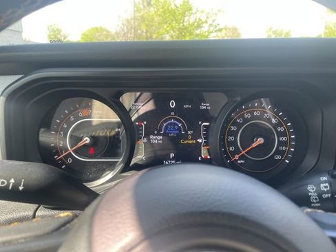 Used 2024 Jeep Wrangler Unlimited Sport AWD/4WD image 20