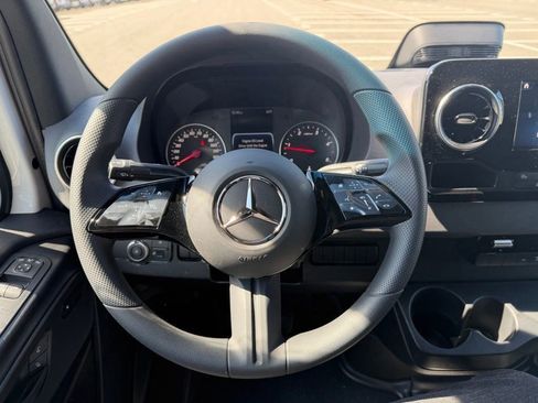 New 2026 Mercedes-Benz Sprinter 2500 image 16