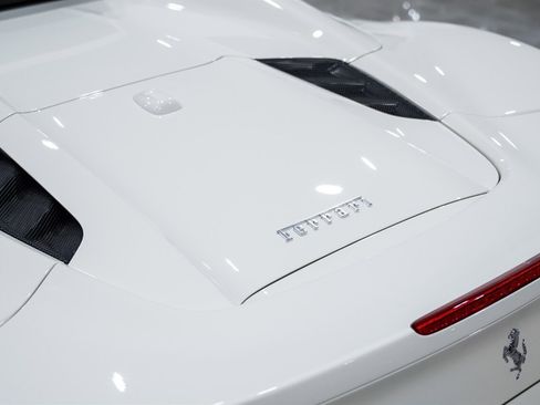 Used 2018 Ferrari 488 Spider image 68