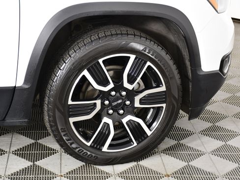 Used 2019 GMC Acadia SLT w/ Black Edition AWD/4WD image 54