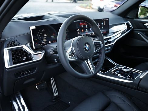 New 2026 BMW X5 M60i w/ Executive Package image 18