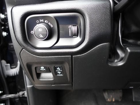 Used 2022 RAM 1500 Big Horn AWD/4WD image 55
