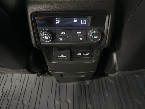 Used 2023 GMC Acadia Denali w/ Trailering Package image 38