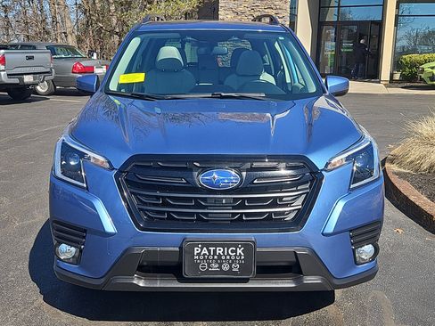 Used 2022 Subaru Forester Premium AWD/4WD image 24