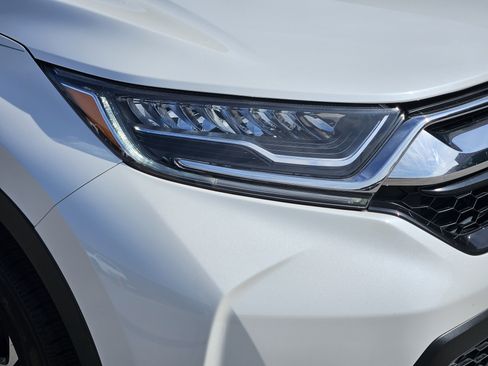 Used 2019 Honda CR-V Touring image 6