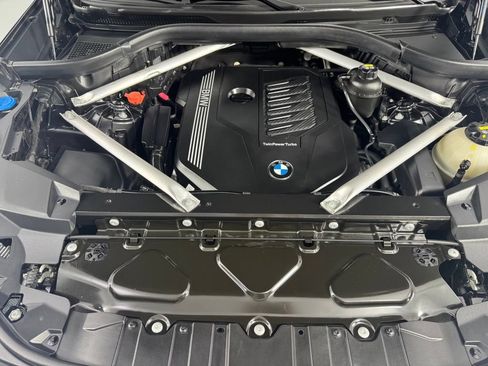 Used 2020 BMW X5 xDrive40i w/ Premium Package AWD/4WD image 9