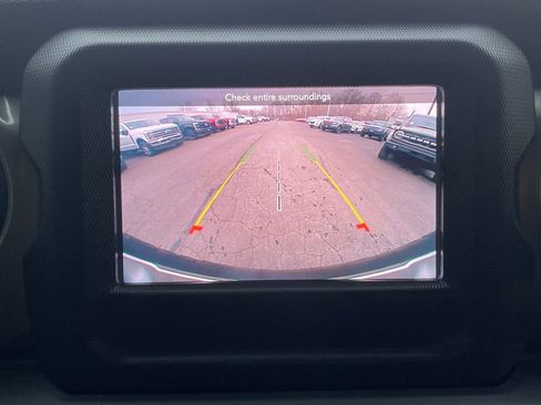 Used 2021 Jeep Wrangler Unlimited Sport image 12