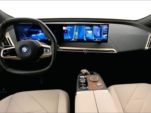 Certified 2023 BMW iX xDrive50 w/ Premium Package AWD/4WD image 16