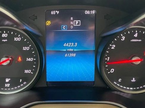 Used 2020 Mercedes-Benz GLC 300 w/ Premium Package image 21