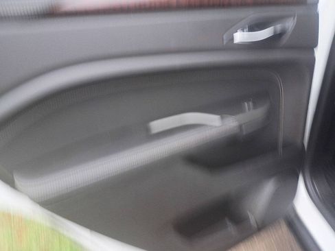 Used 2012 Cadillac SRX Performance FWD image 18