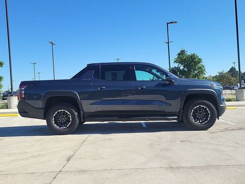 Used 2026 Chevrolet Silverado EV Trail Boss w/ LPO, Gameday Tailgate Package AWD/4WD image 9