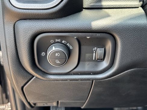 Used 2025 RAM 2500 Tradesman AWD/4WD image 17