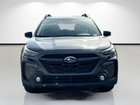 Certified 2025 Subaru Outback Premium AWD/4WD image 8