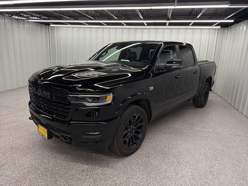 Used 2026 RAM 1500 Limited AWD/4WD image 3