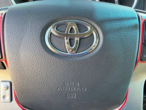 Used 2015 Toyota Tacoma PreRunner w/ SR5 Package RWD image 26