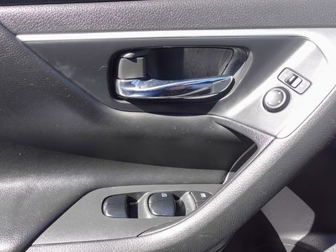 Used 2017 Nissan Altima 2.5 S w/ Power Driver Seat Package image 12