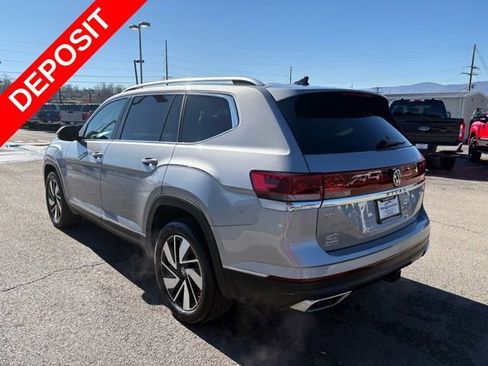 Used 2025 Volkswagen Atlas SEL image 11