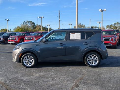 Used 2024 Kia Soul LX w/ Option Group 015 image 9