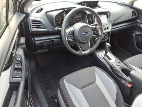 Used 2023 Subaru Crosstrek 2.0i Premium AWD/4WD image 17