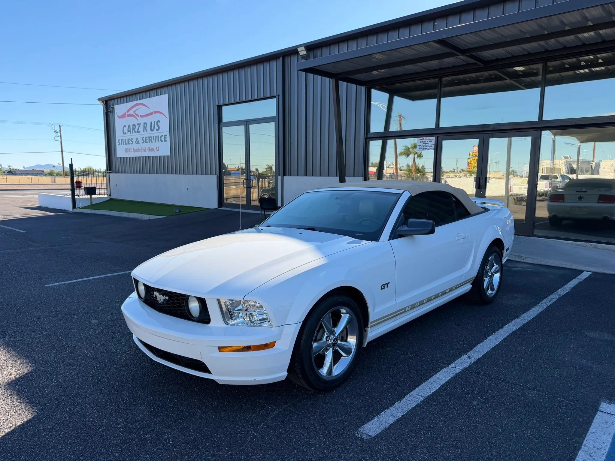 Used 2006 Ford Mustang GT RWD image 3