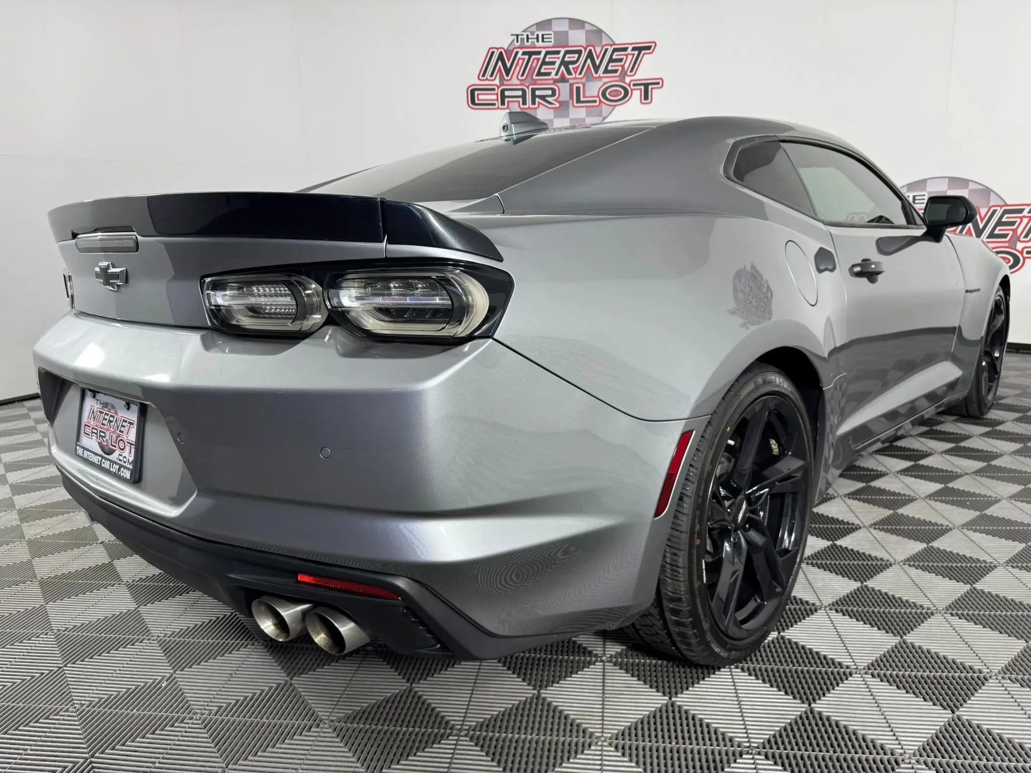 Used 2024 Chevrolet Camaro SS RWD image 26