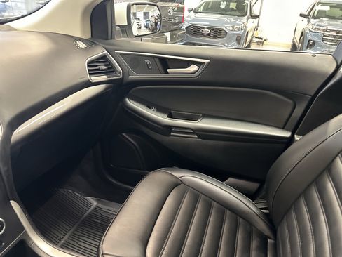 Used 2024 Ford Edge SEL w/ Convenience Package image 26