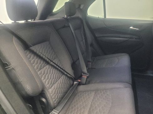 Used 2019 Chevrolet Equinox LT w/ Driver Convenience Package image 19