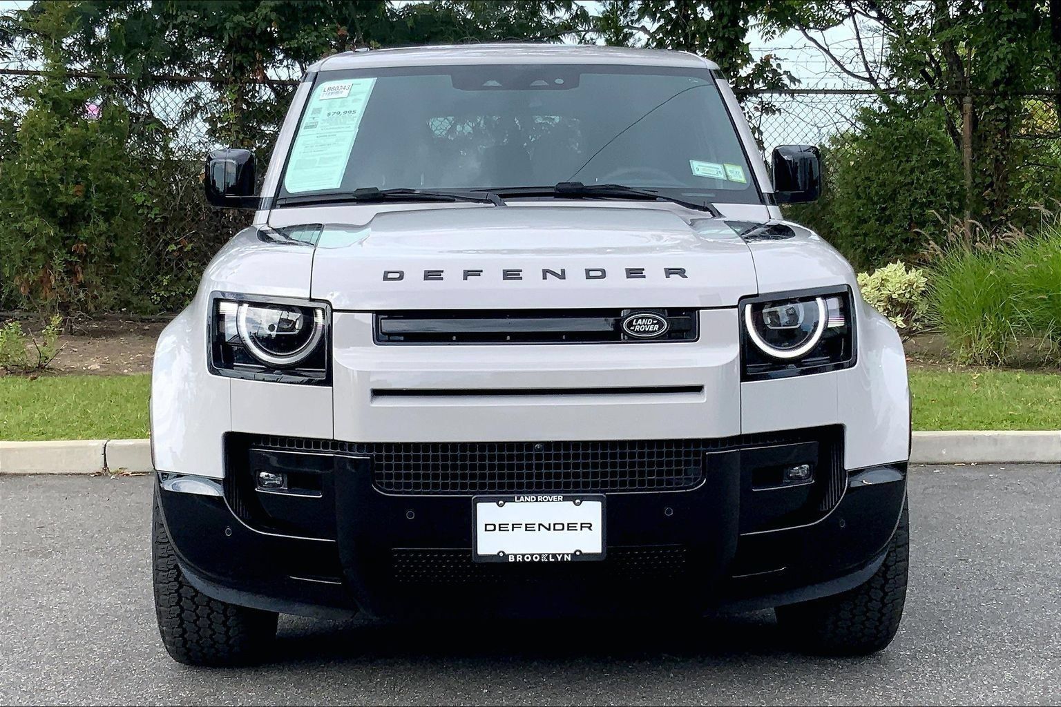 Certified 2026 Land Rover Defender 110 X-Dynamic SE AWD/4WD image 2