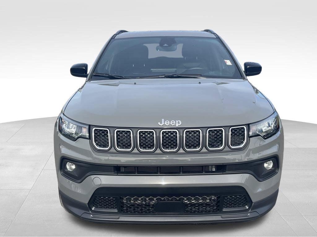 Used 2023 Jeep Compass Latitude AWD/4WD image 18