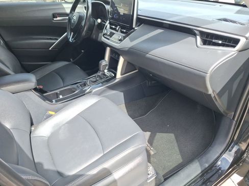 Used 2023 Toyota Corolla Cross XLE FWD image 32