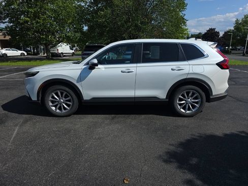 Used 2024 Honda CR-V EX image 4